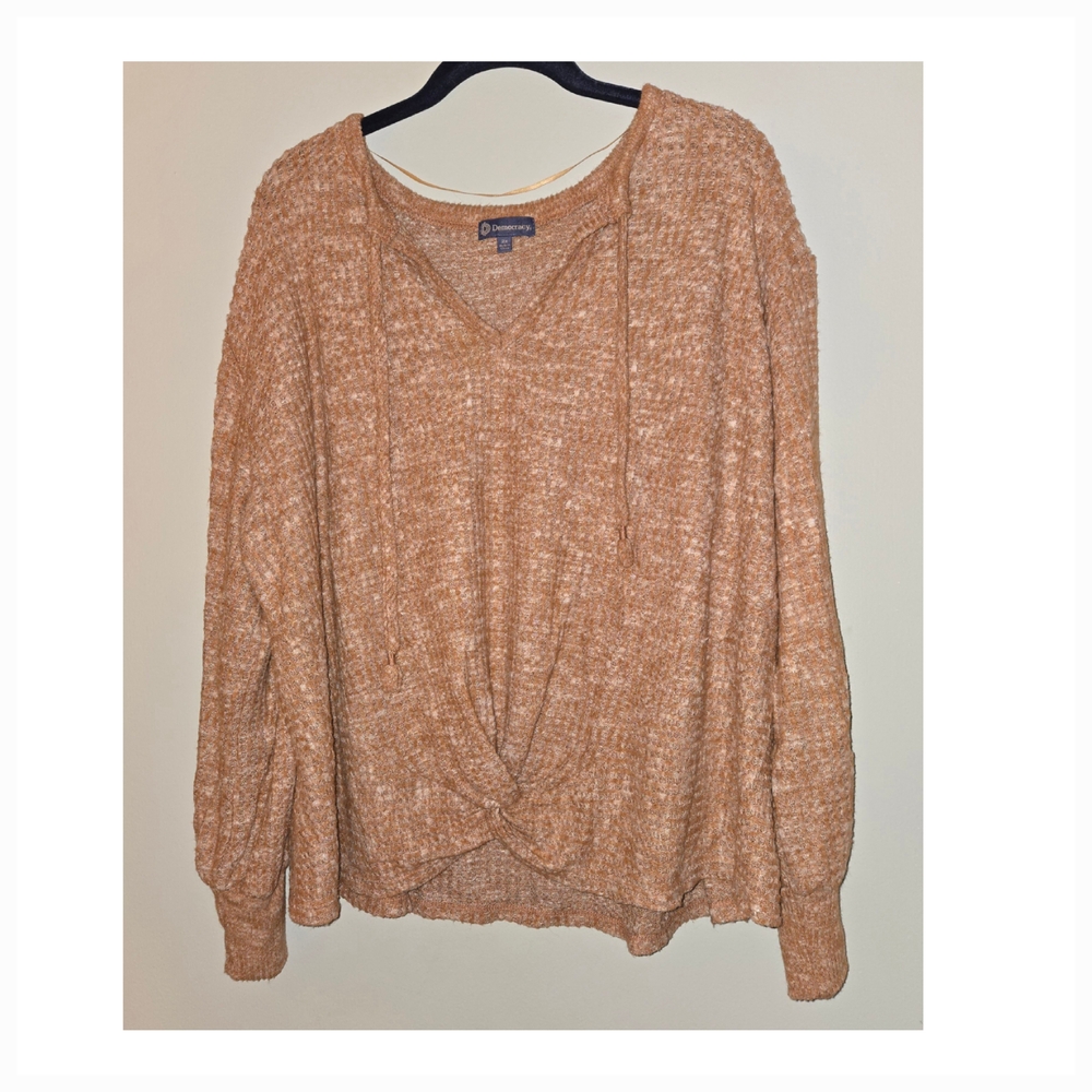 Democracy Peach V-Neck Sweater